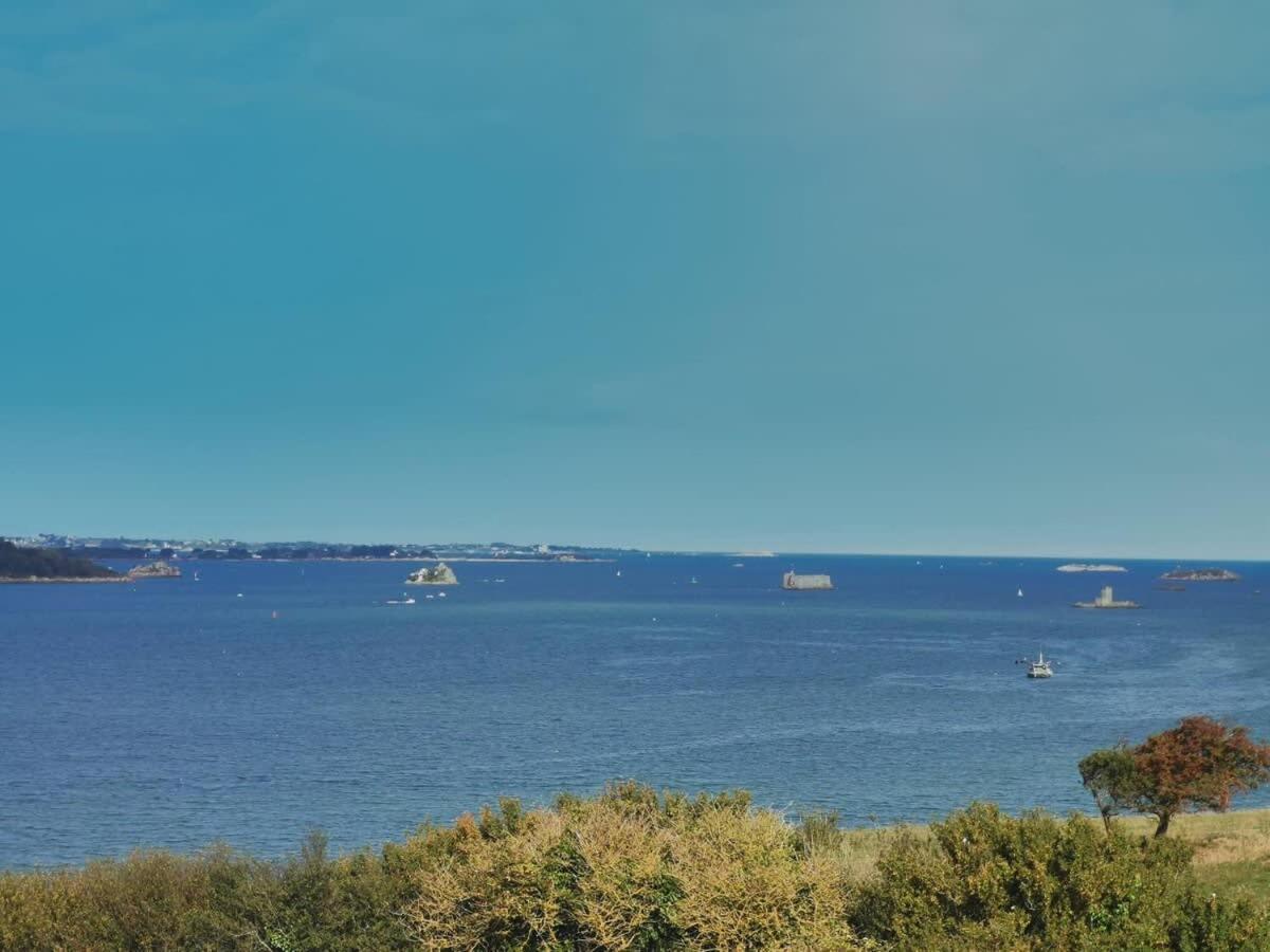 Kermartin - Maison De Famille Avec Vue Sur La Baie De Morlaix Plouézocʼh Exterior foto