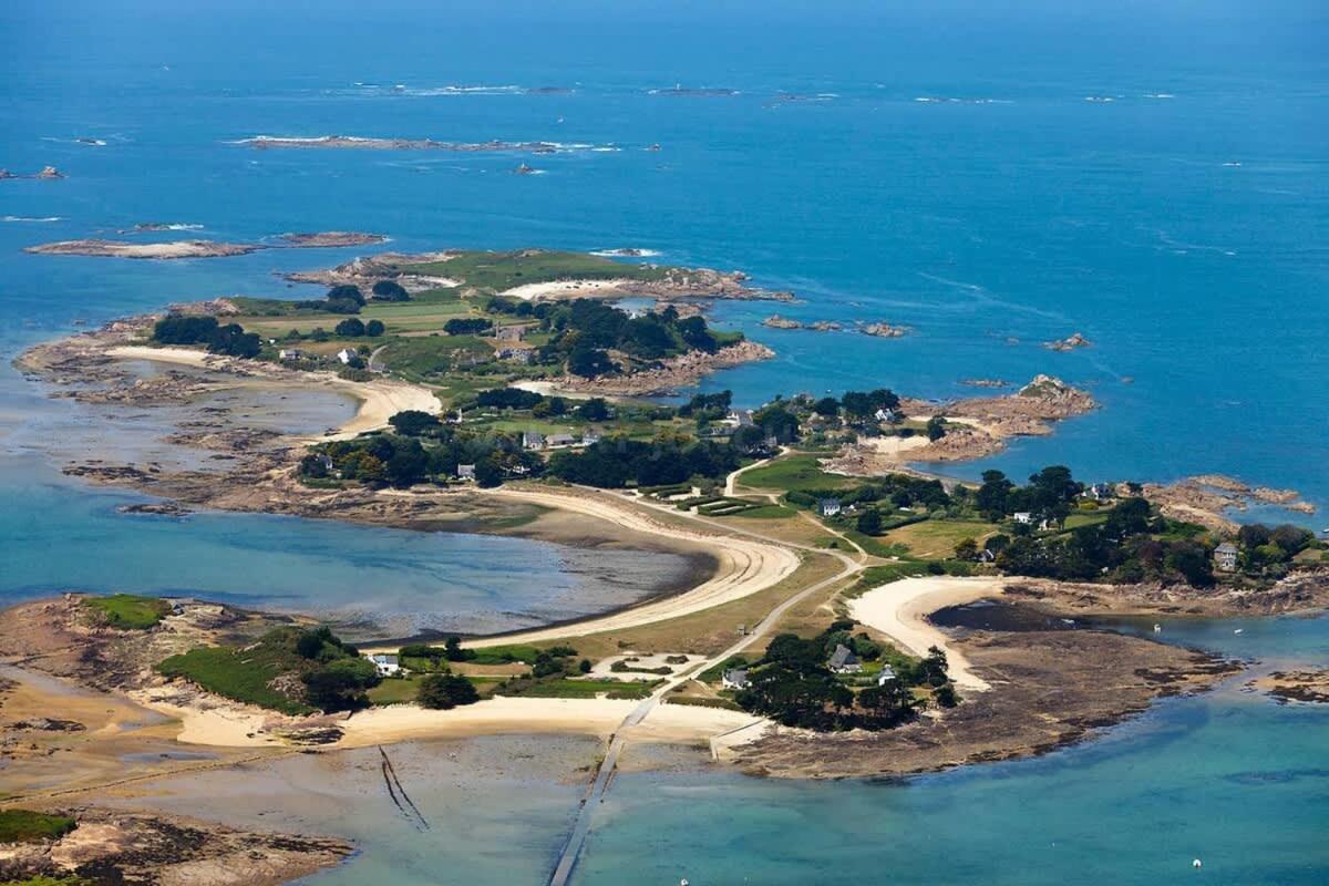Kermartin - Maison De Famille Avec Vue Sur La Baie De Morlaix Plouézocʼh Exterior foto